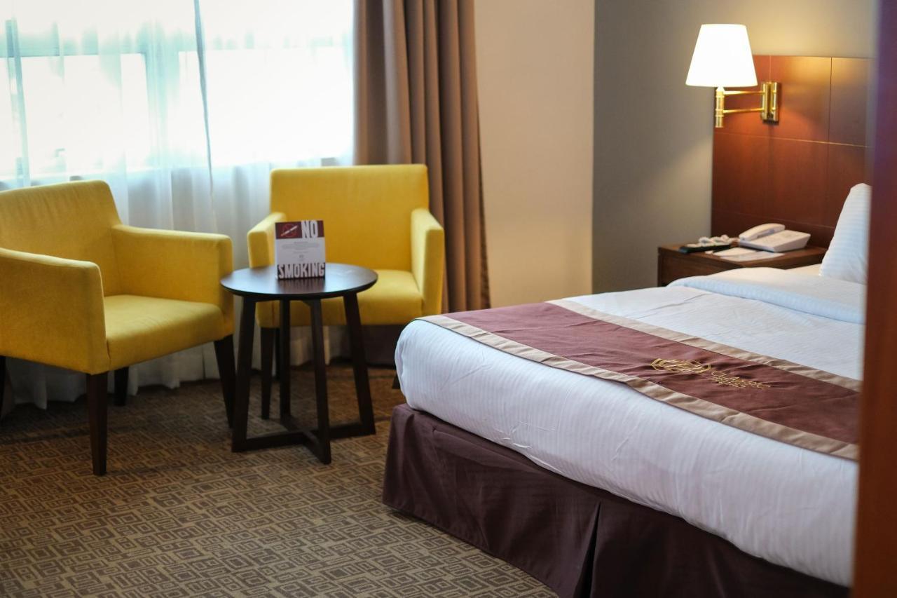 Classic Hotel Muar Buitenkant foto
